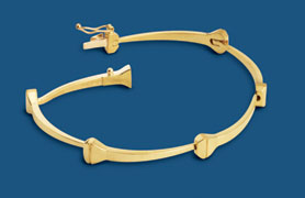 Horseshoe Nail Bracelet  7